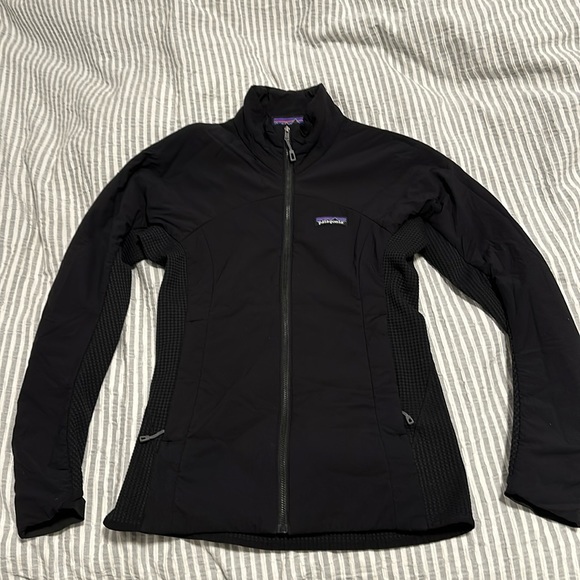 Patagonia Women’s Zip Up Jacket XS - Picture 2 of 8